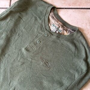 Realtree Men’s Thermal Henley Long Sleeve Shirt M Camo Lined Olive Green